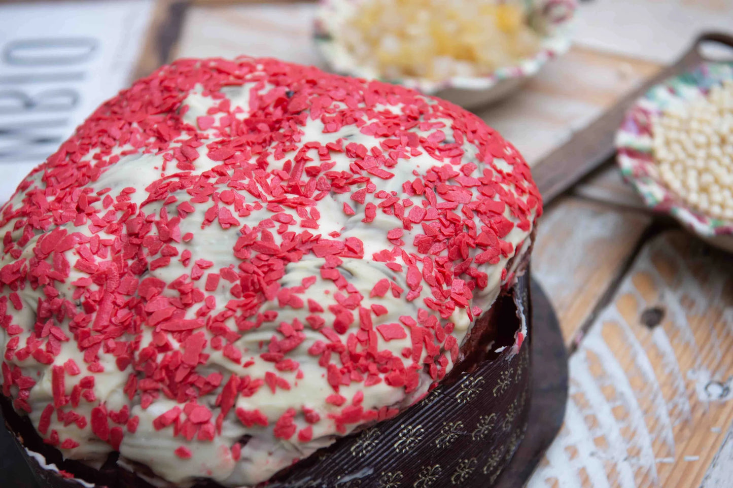 Panettone Red Velvet mit Weißer Schokoladencreme